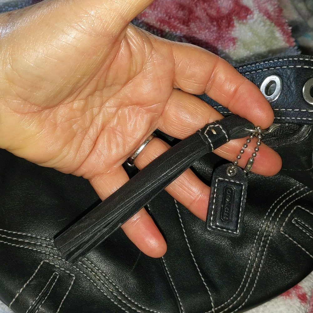 Coach purse - Picture 10 of 12